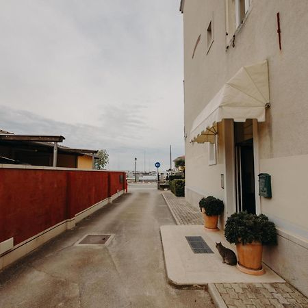 Rooms And Studios Villa Rossella 2 Rovinj Exteriör bild